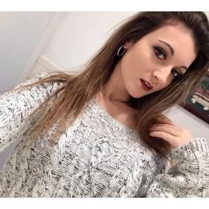 Meet your Posher, April